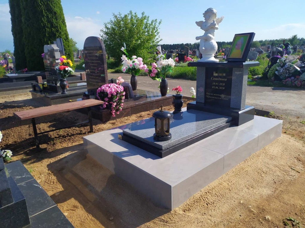 памятник одинарный